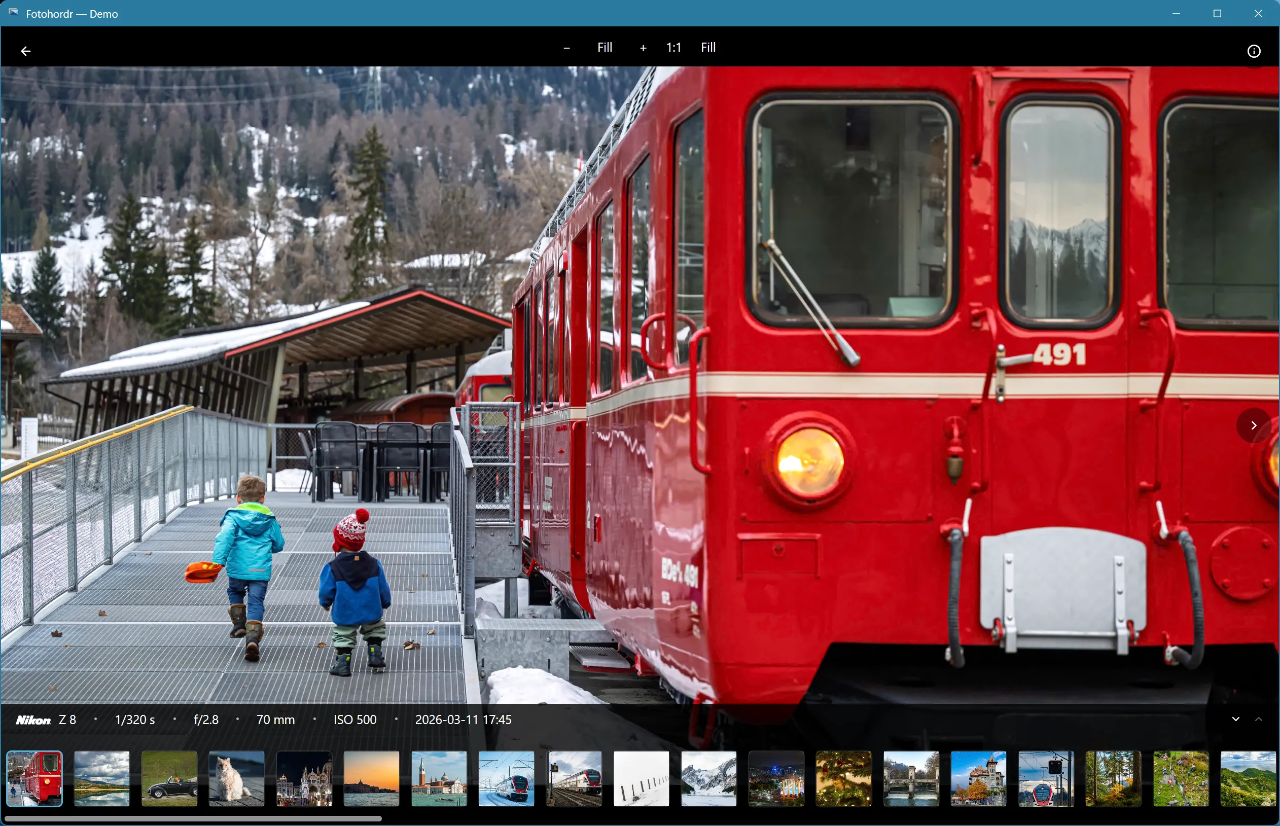 The photo roll (filmstrip)